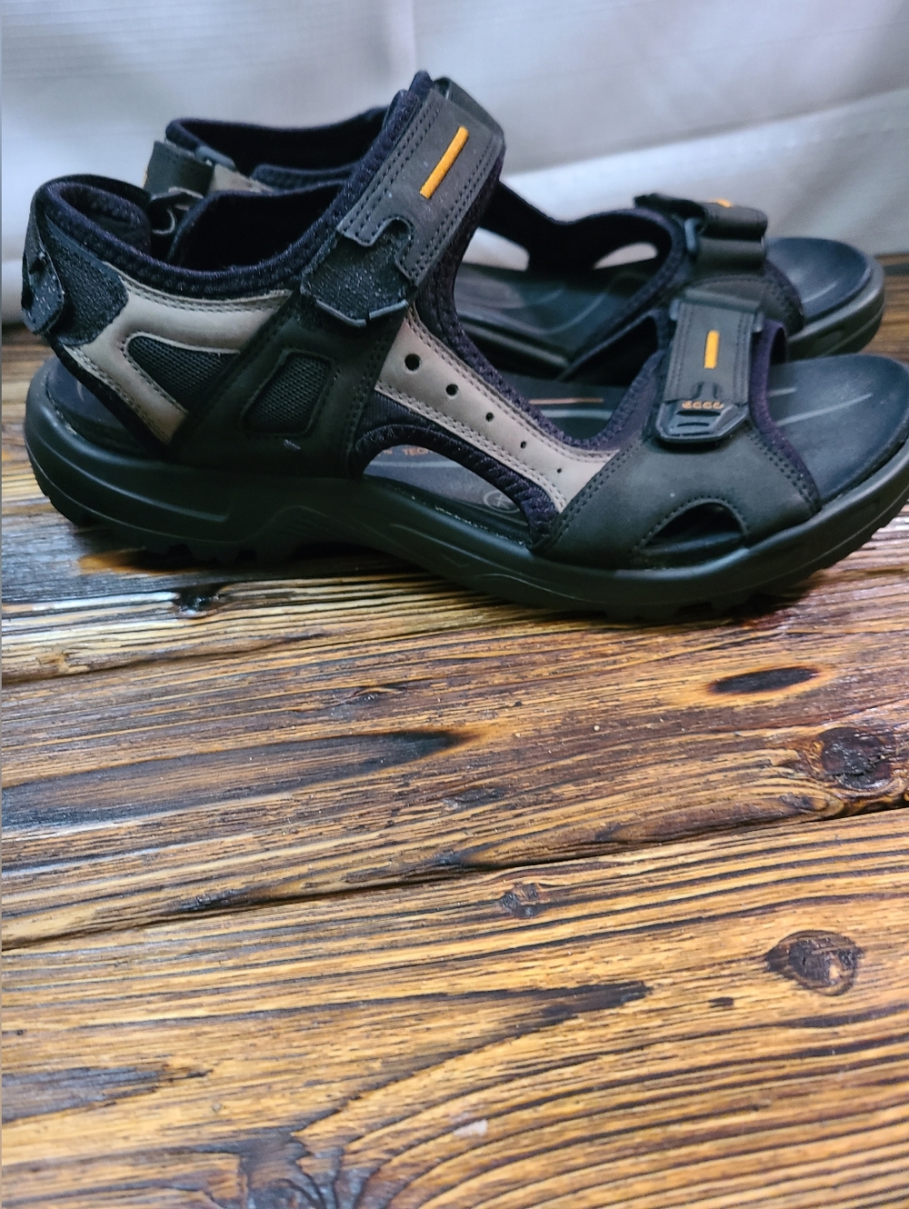 ECCO Receptor Black and Tan Outdoor Sport Sandals Mens Size 44 (US 10/10.5)